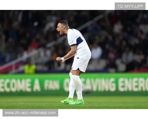 姆巴佩连续斜塞造成门前混乱，法国获得致胜机会