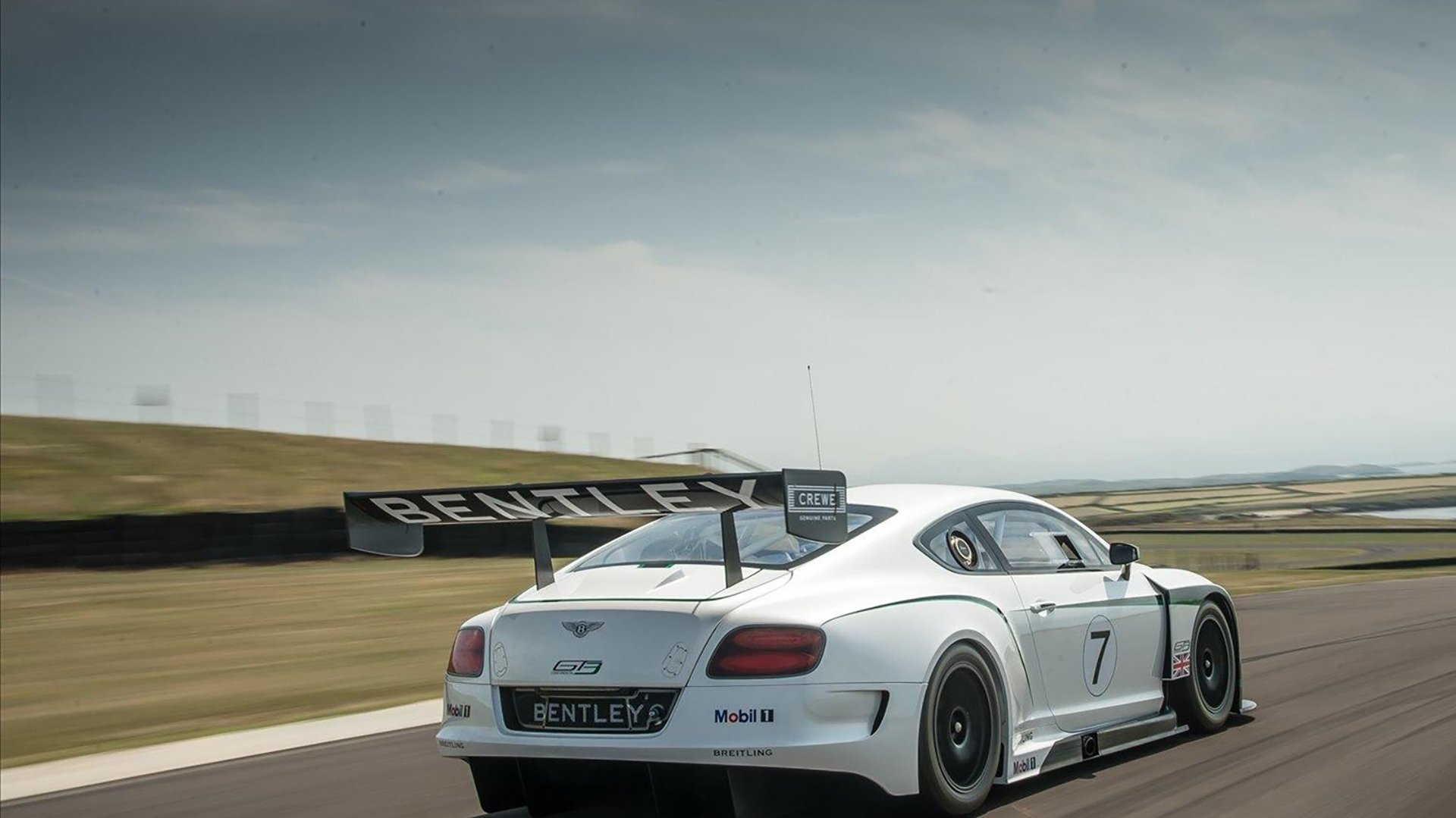 AC米兰-加拿大队赛制研究：如何通过赛制创新提升比赛效率，加拿大赛道