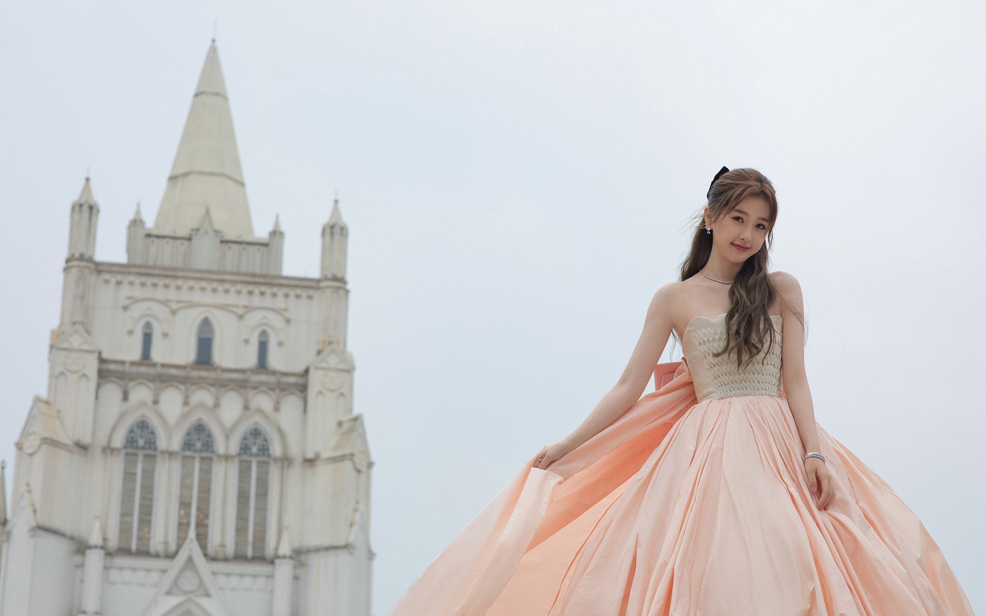 米兰体育APP-羽毛球国家队调整阵容适应新赛季节奏，2020羽毛球国家队选拔