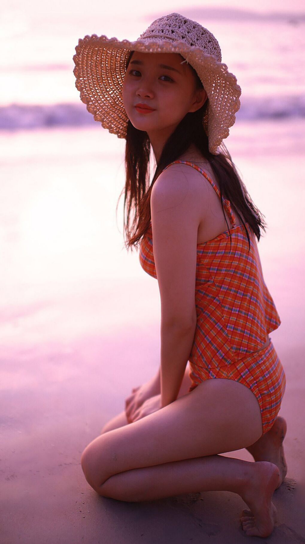 米兰体育APP-世界杯经典空中对抗：头球与空中飞人，空中球类比赛