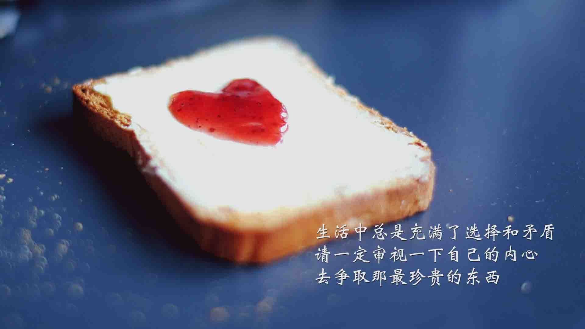 米兰体育-美国蝶泳力量！乌兰多表现值得称道，美国女子蝶泳选手